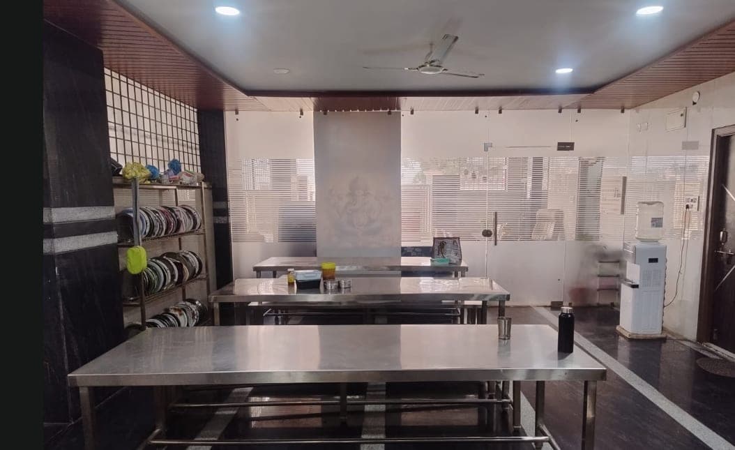 Comfortable and secure living space at Vasantha Lakshmi Women's PG